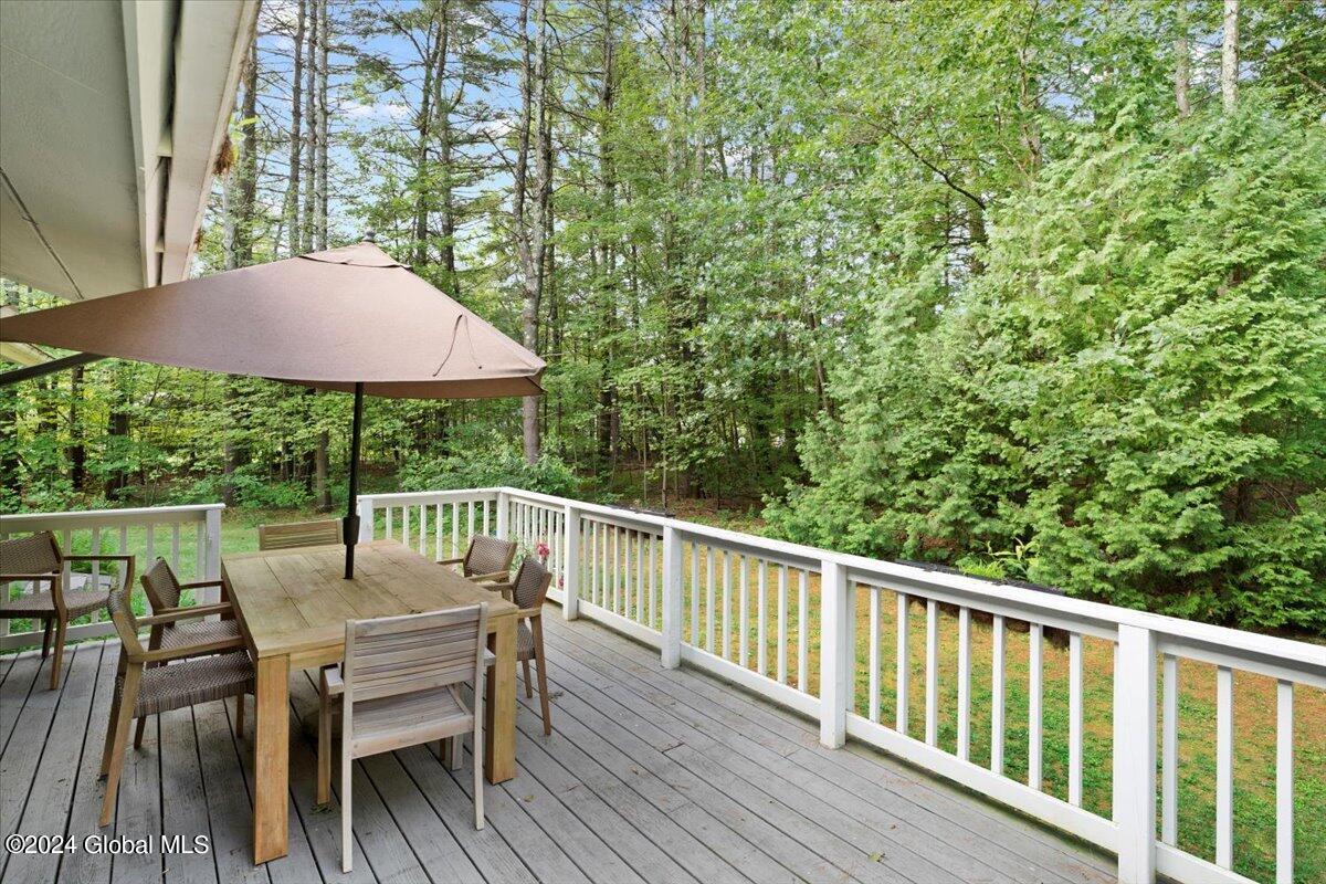 1 Foxhound Run Saratoga Springs NY 12866