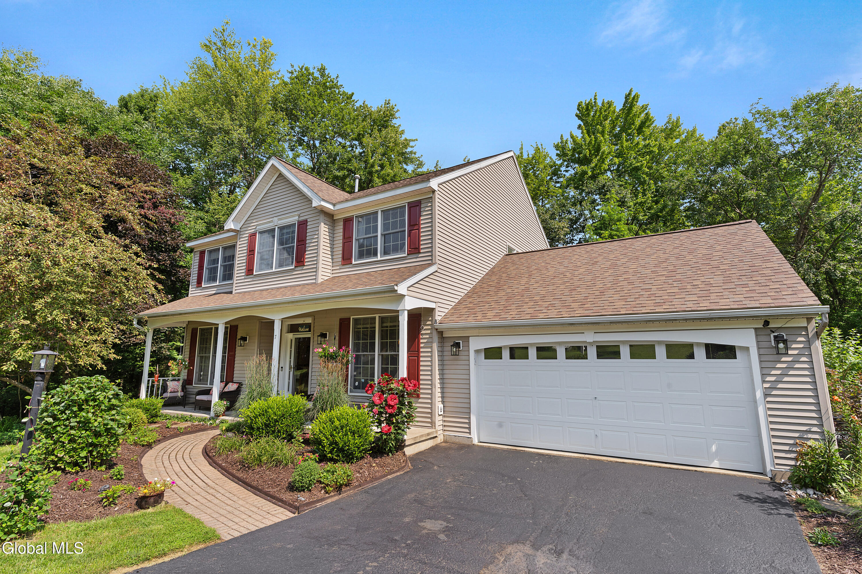 7 Castle Pines Clifton Park NY 12065
