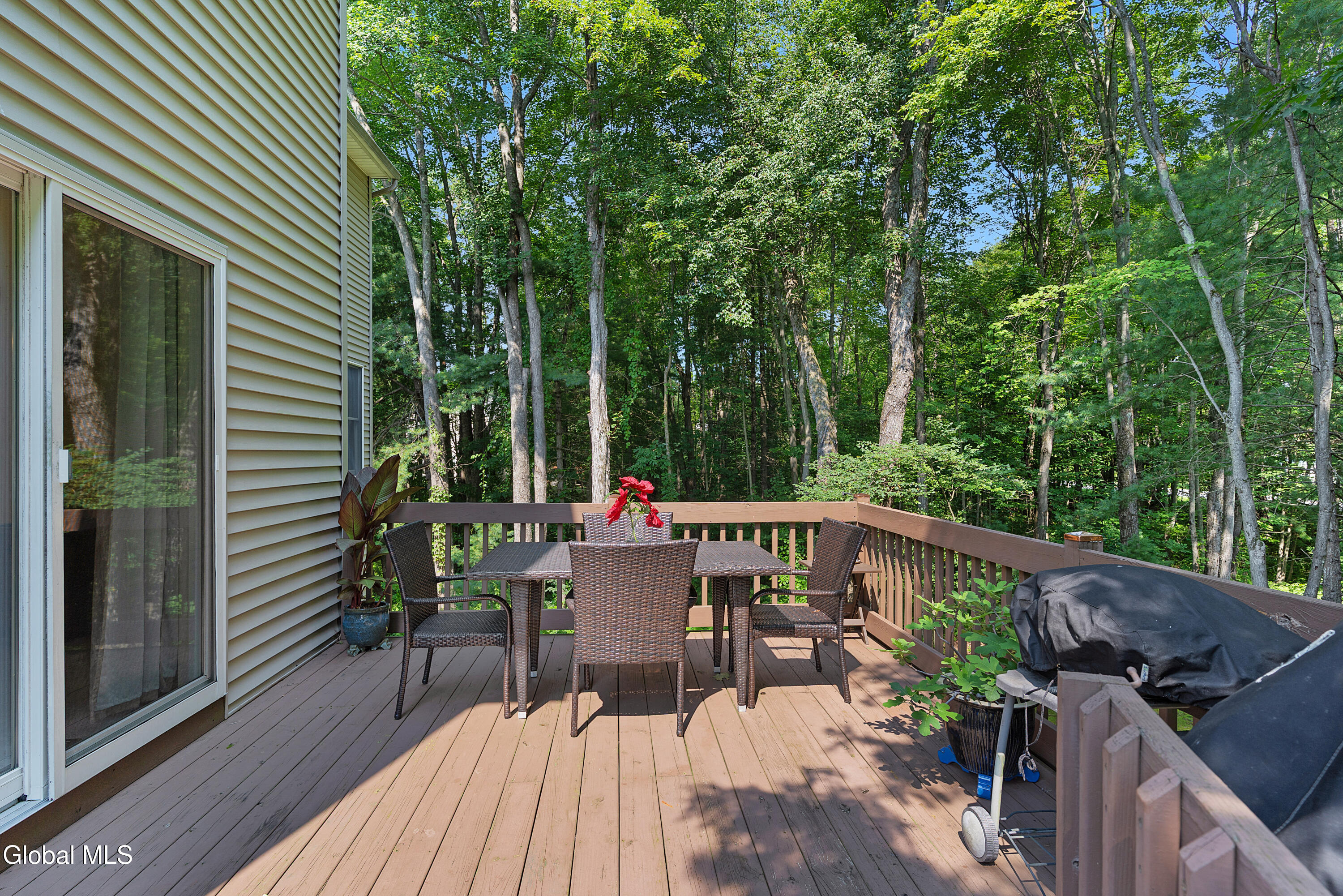 7 Castle Pines Clifton Park NY 12065
