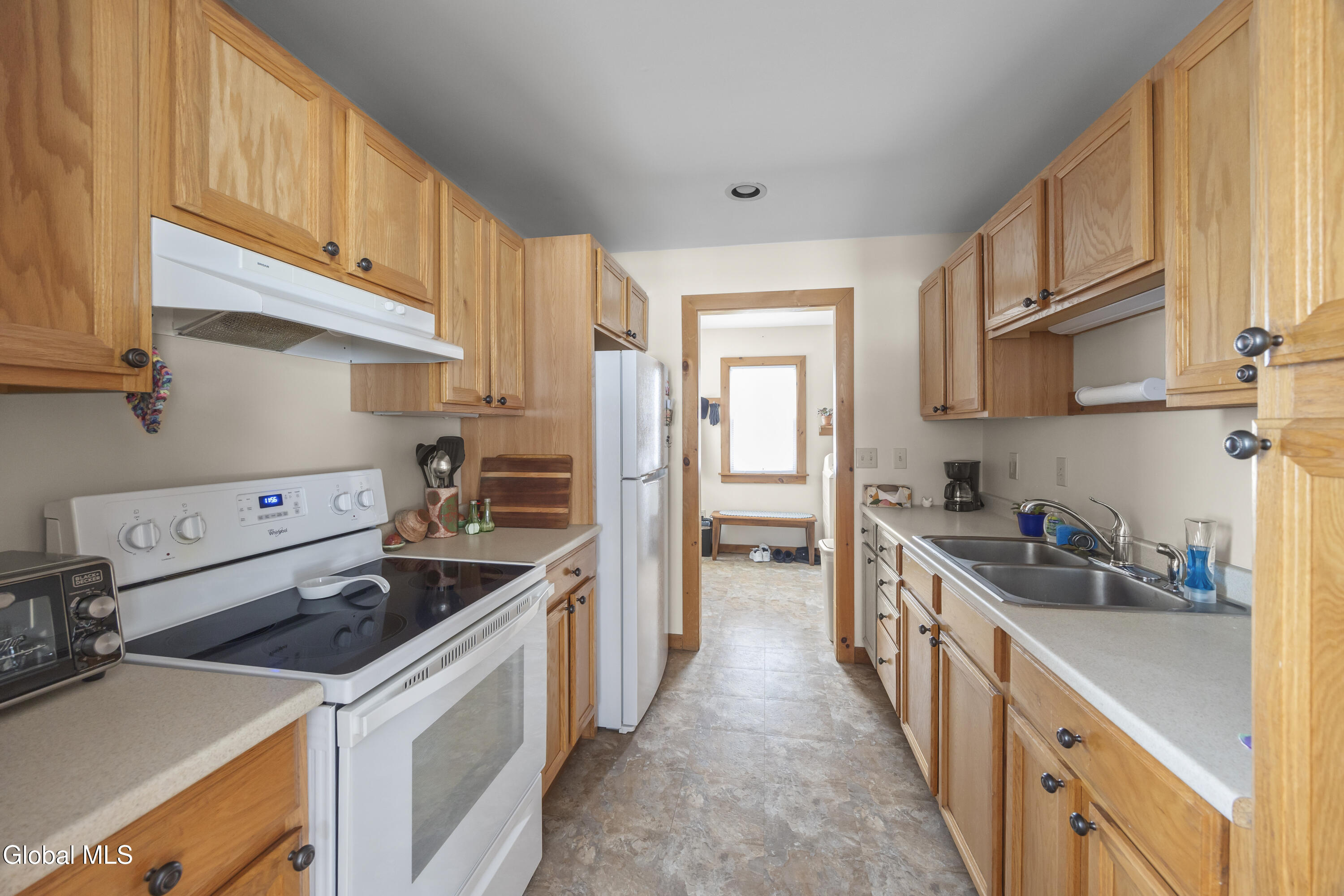 2101 U.s. 9 Kinderhook NY 12173