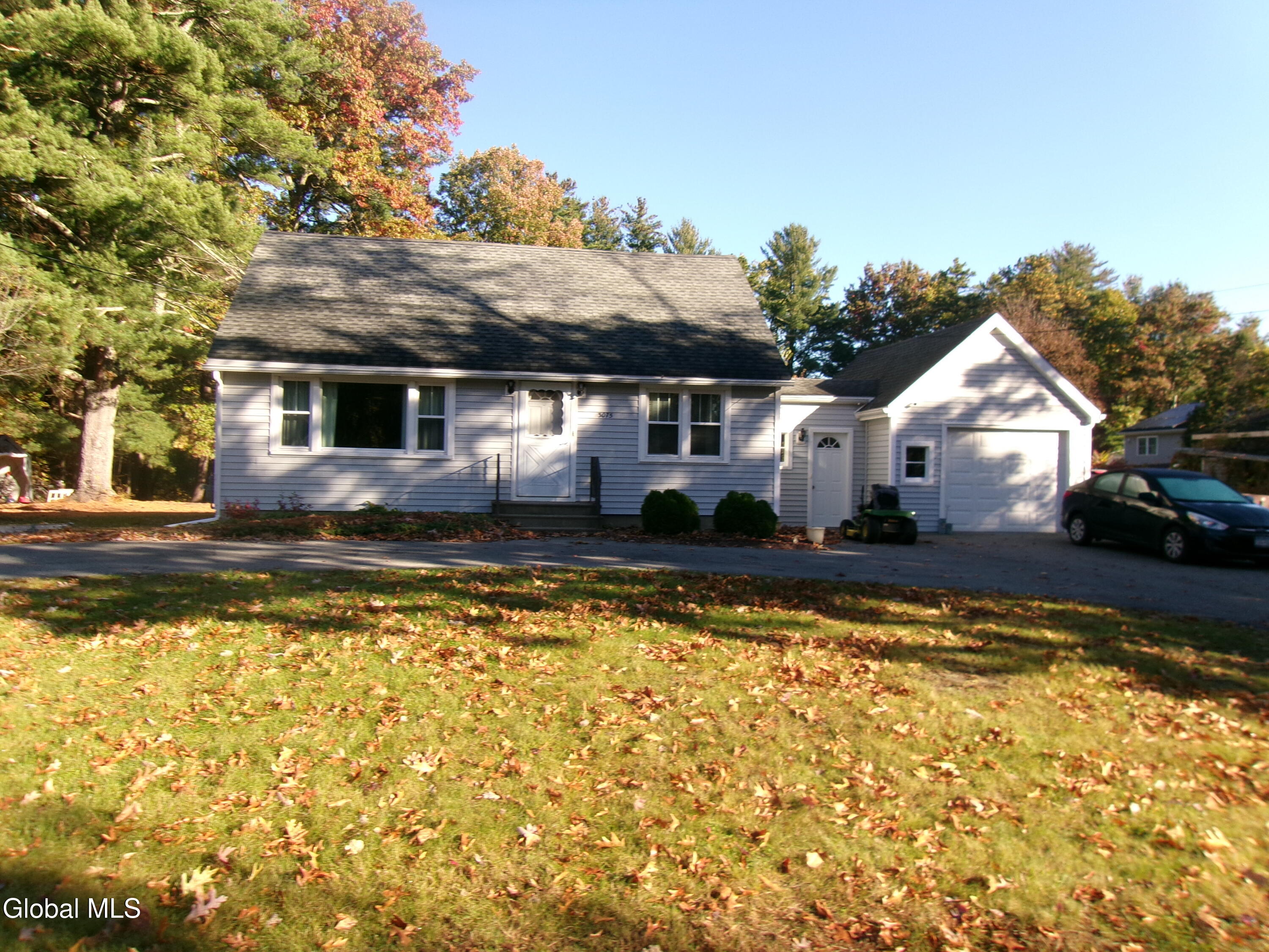 3075 Sunset Lane Schenectady NY 12303