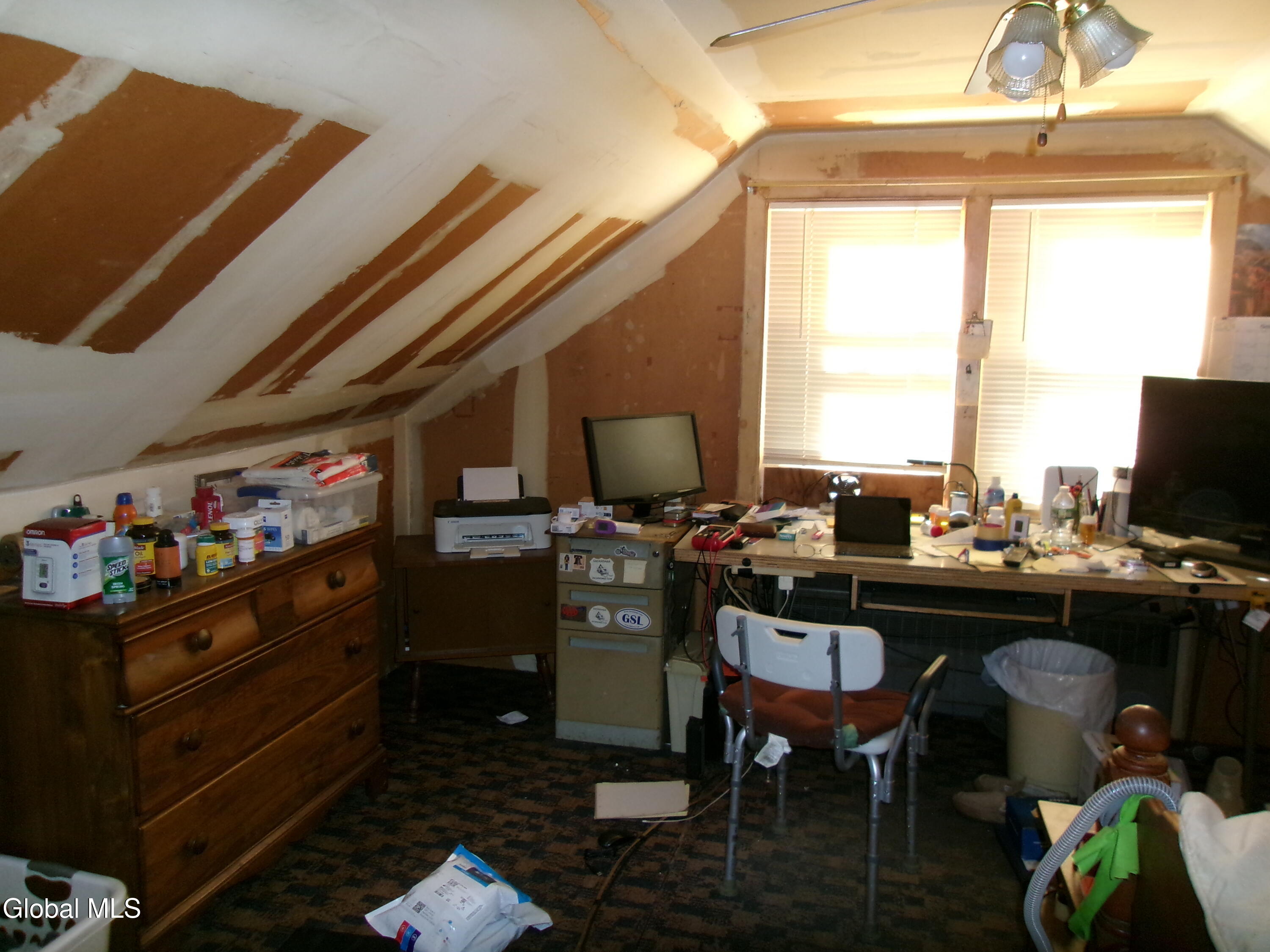 3075 Sunset Lane Schenectady NY 12303