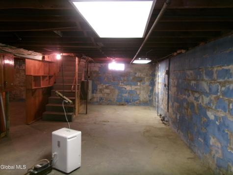 3075 Sunset Lane Schenectady NY 12303