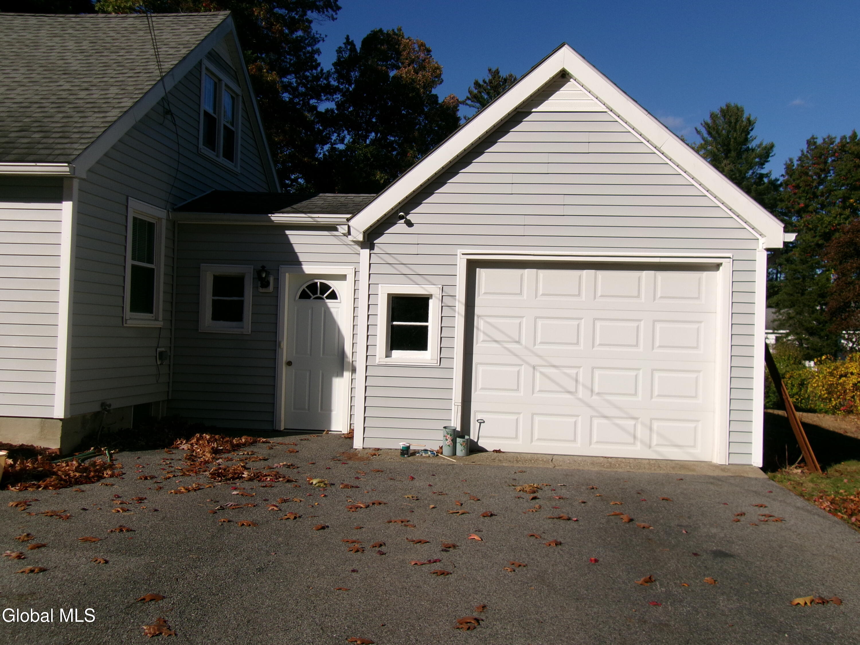 3075 Sunset Lane Schenectady NY 12303