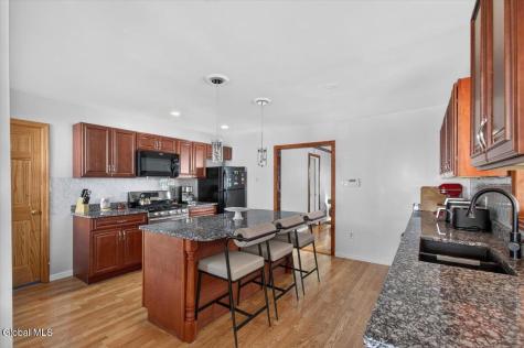 1827 8th Street Rensselaer NY 12144