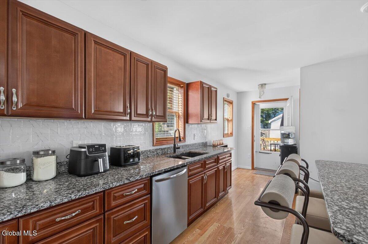 1827 8th Street Rensselaer NY 12144