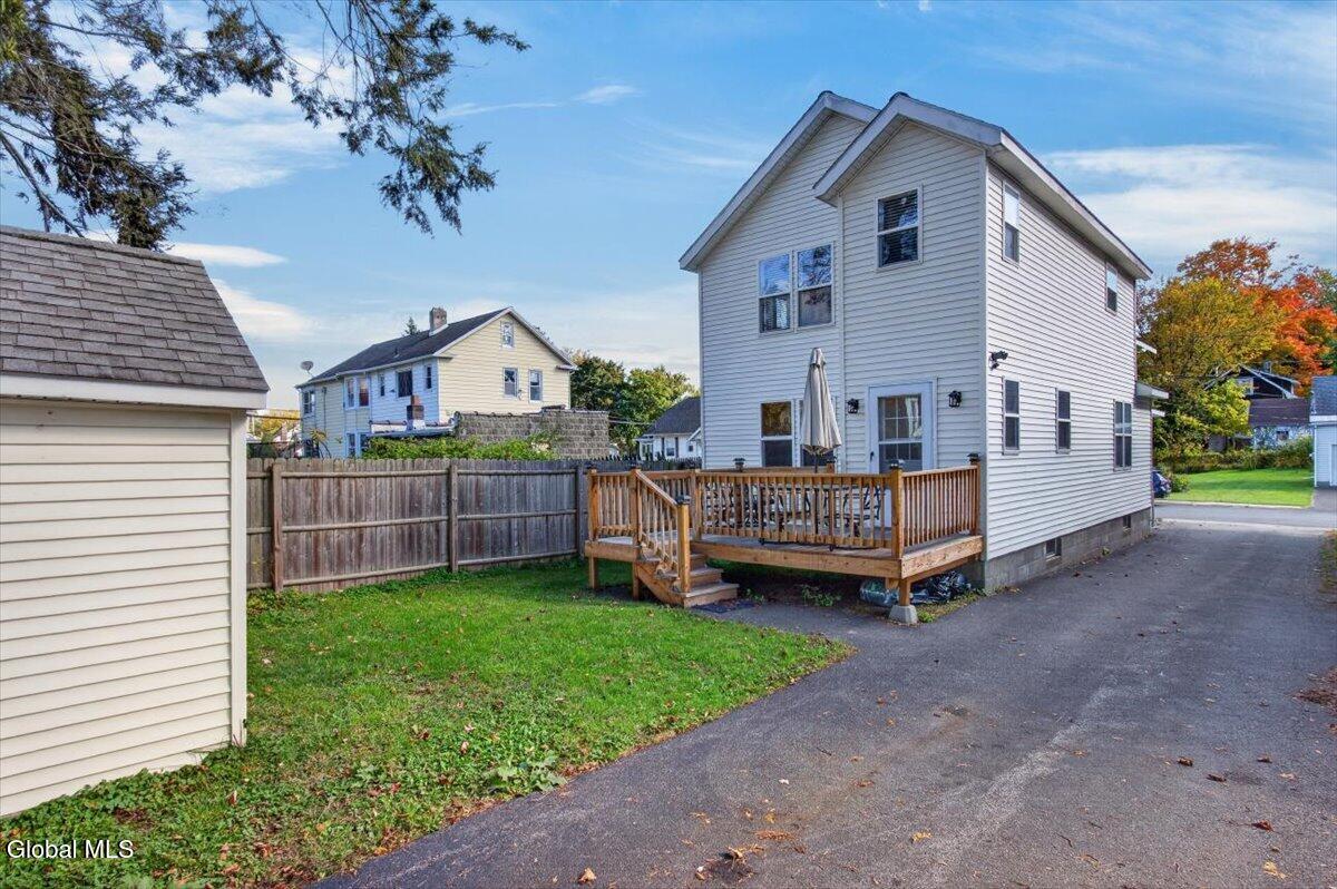 1827 8th Street Rensselaer NY 12144