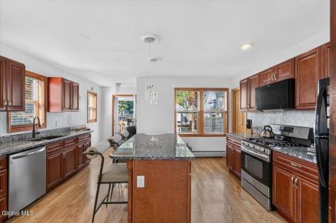 1827 8th Street Rensselaer NY 12144