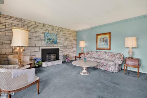 43 Coolidge Road Amsterdam NY 12010