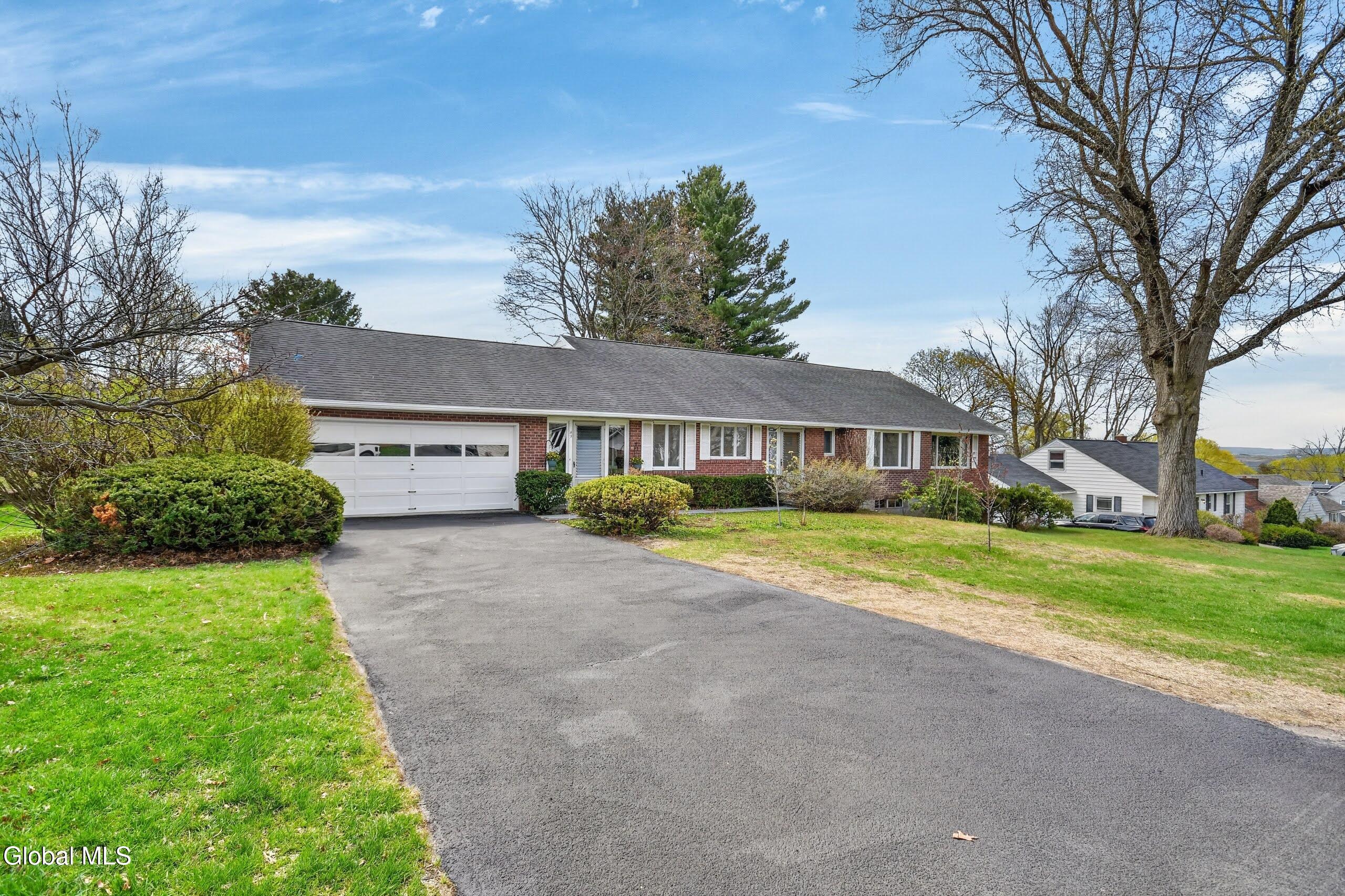 43 Coolidge Road Amsterdam NY 12010