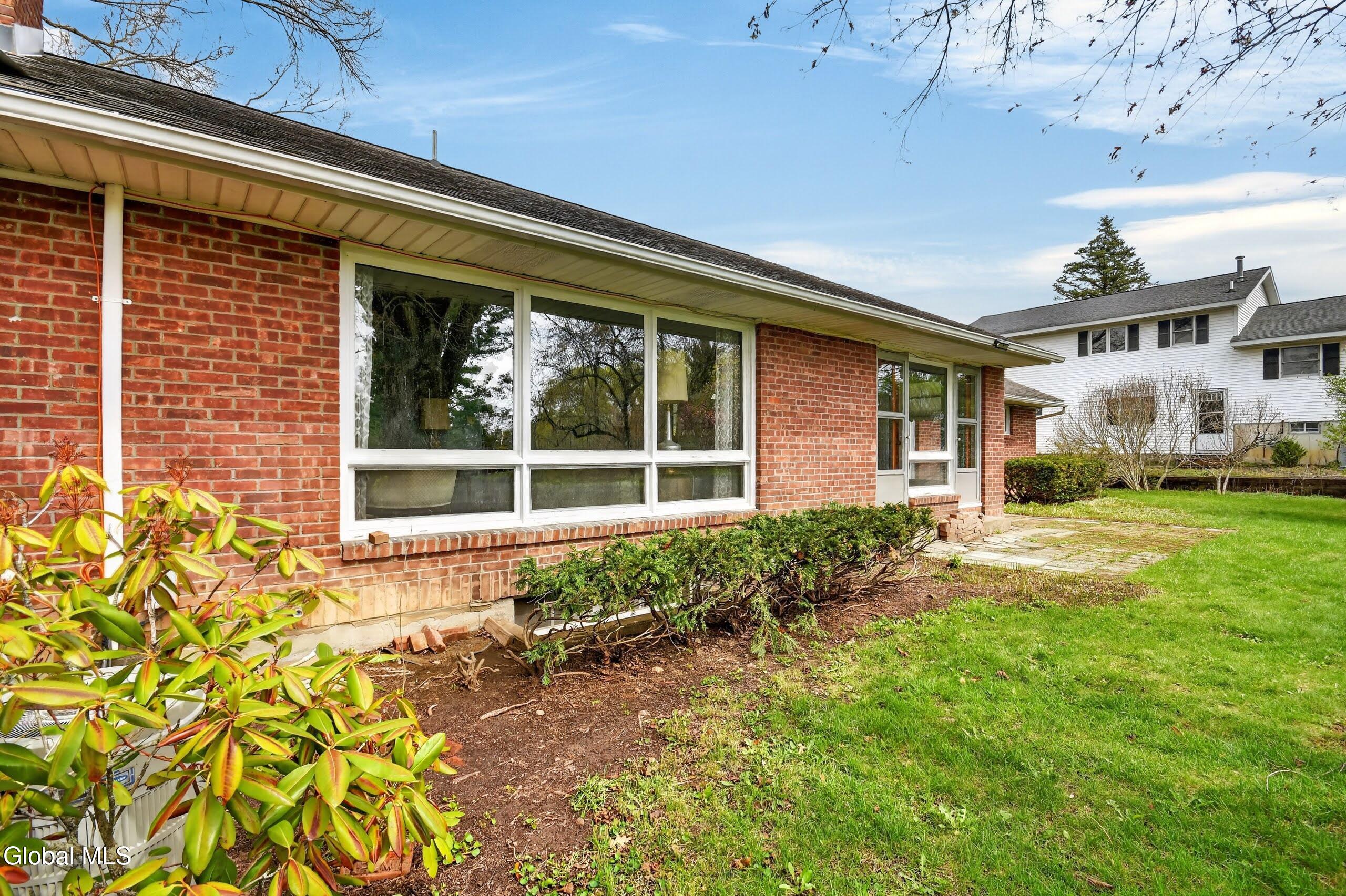 43 Coolidge Road Amsterdam NY 12010