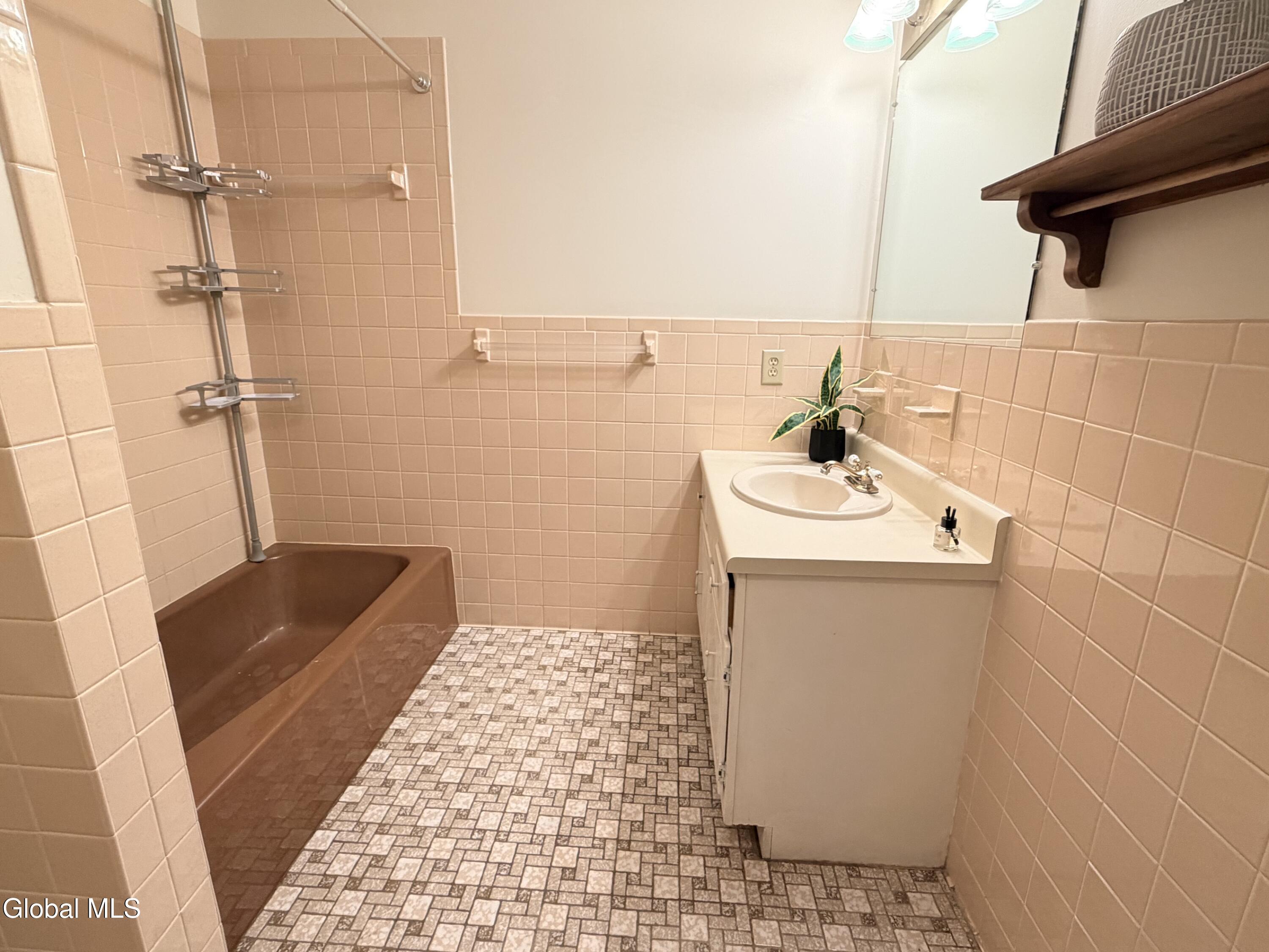 6A Spyglass Hill Clifton Park NY 12065
