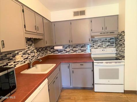 6A Spyglass Hill Clifton Park NY 12065