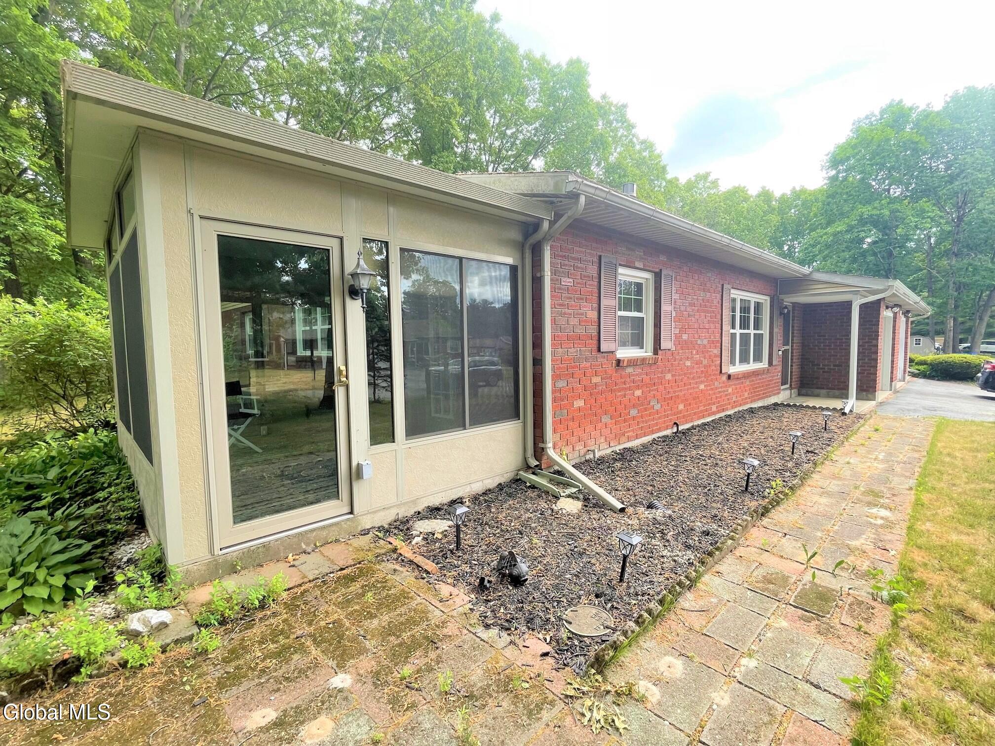 6A Spyglass Hill Clifton Park NY 12065