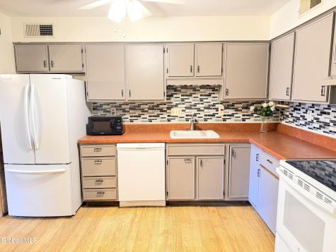 6A Spyglass Hill Clifton Park NY 12065