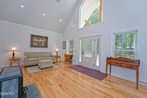 517 Madonna Lake Road Cropseyville NY 12052