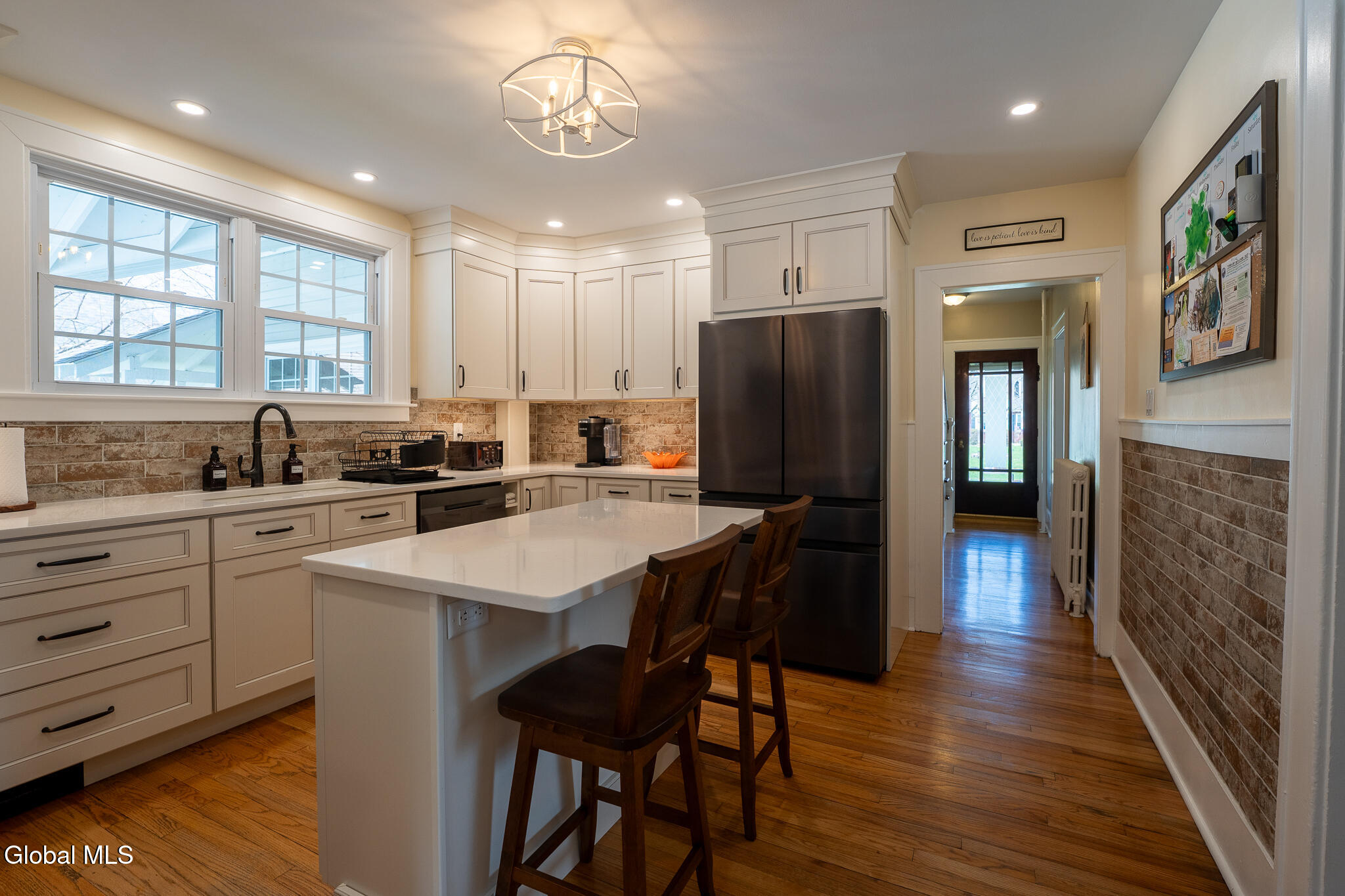 285 Elsmere Avenue Delmar NY 12054