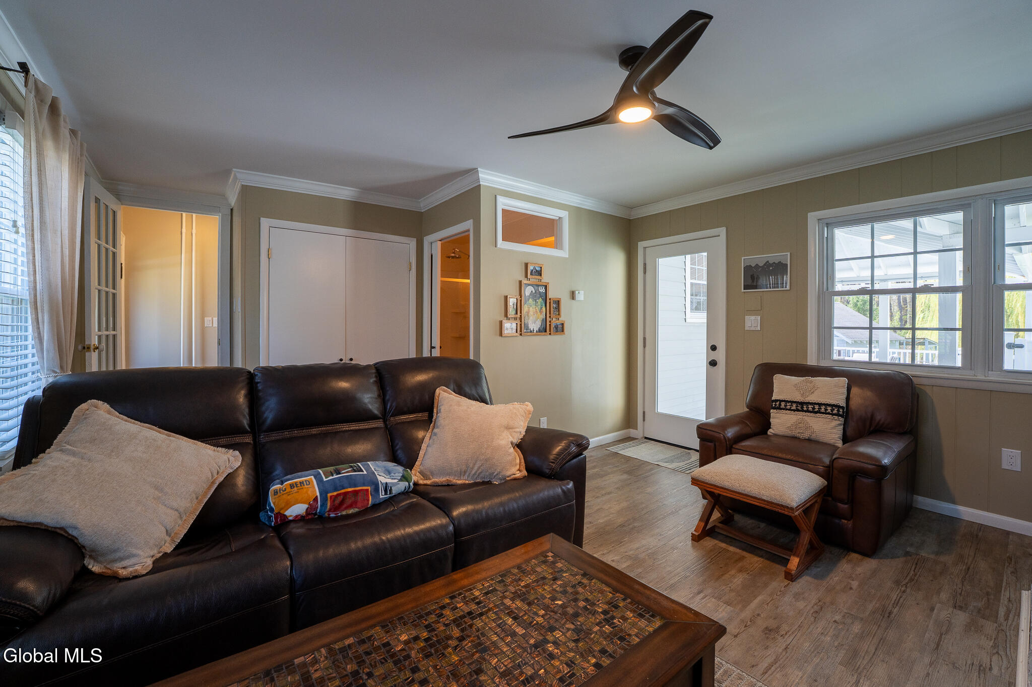 285 Elsmere Avenue Delmar NY 12054