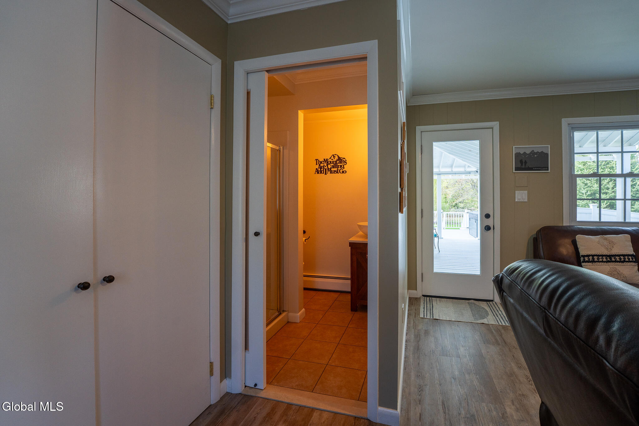 285 Elsmere Avenue Delmar NY 12054