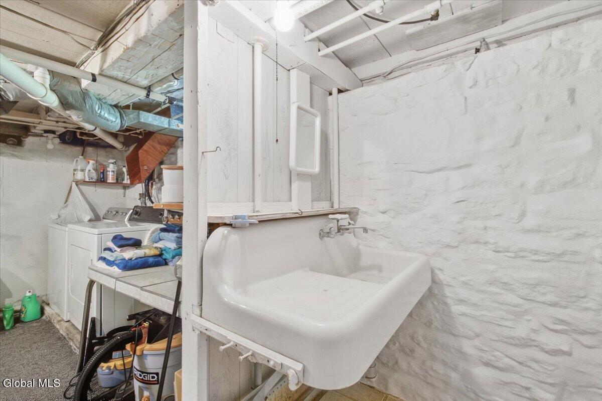 341 Getman Road Fonda NY 12068