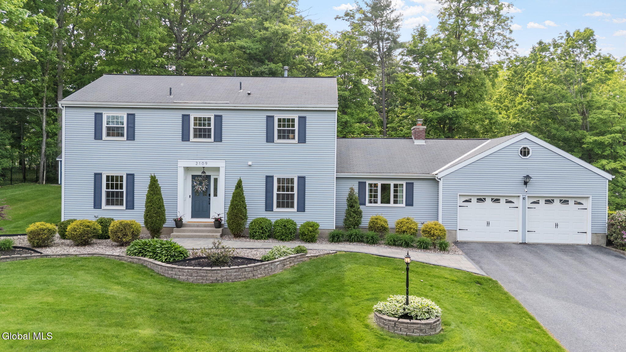 2109 Orchard Park Drive Schenectady NY 12309
