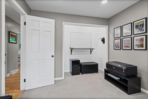 2109 Orchard Park Drive Schenectady NY 12309
