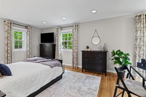2109 Orchard Park Drive Schenectady NY 12309