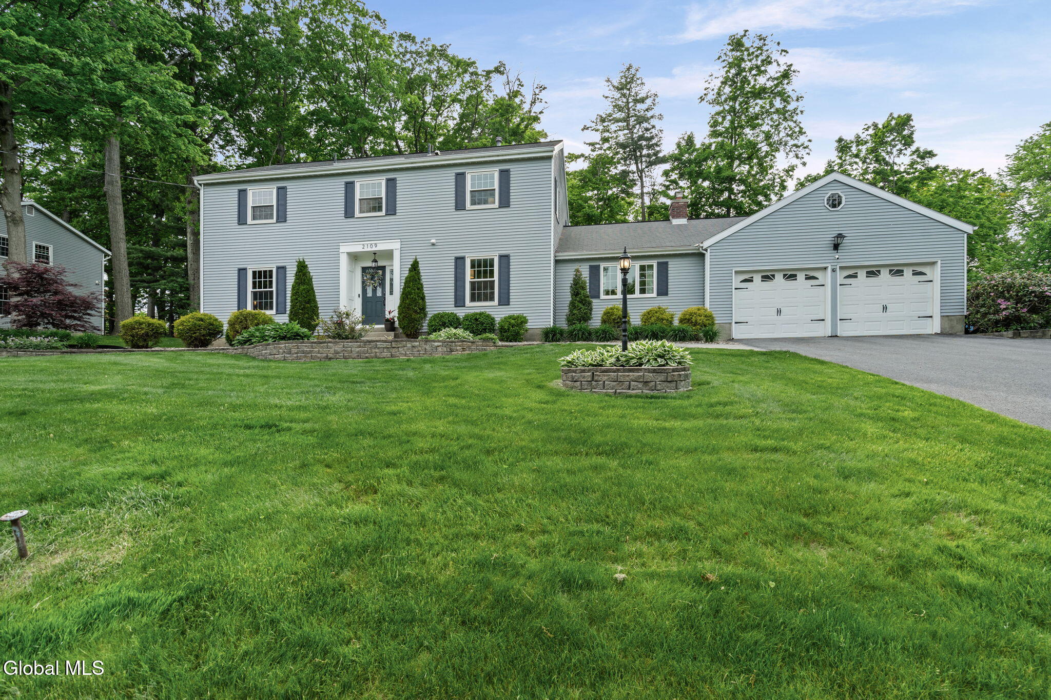2109 Orchard Park Drive Schenectady NY 12309