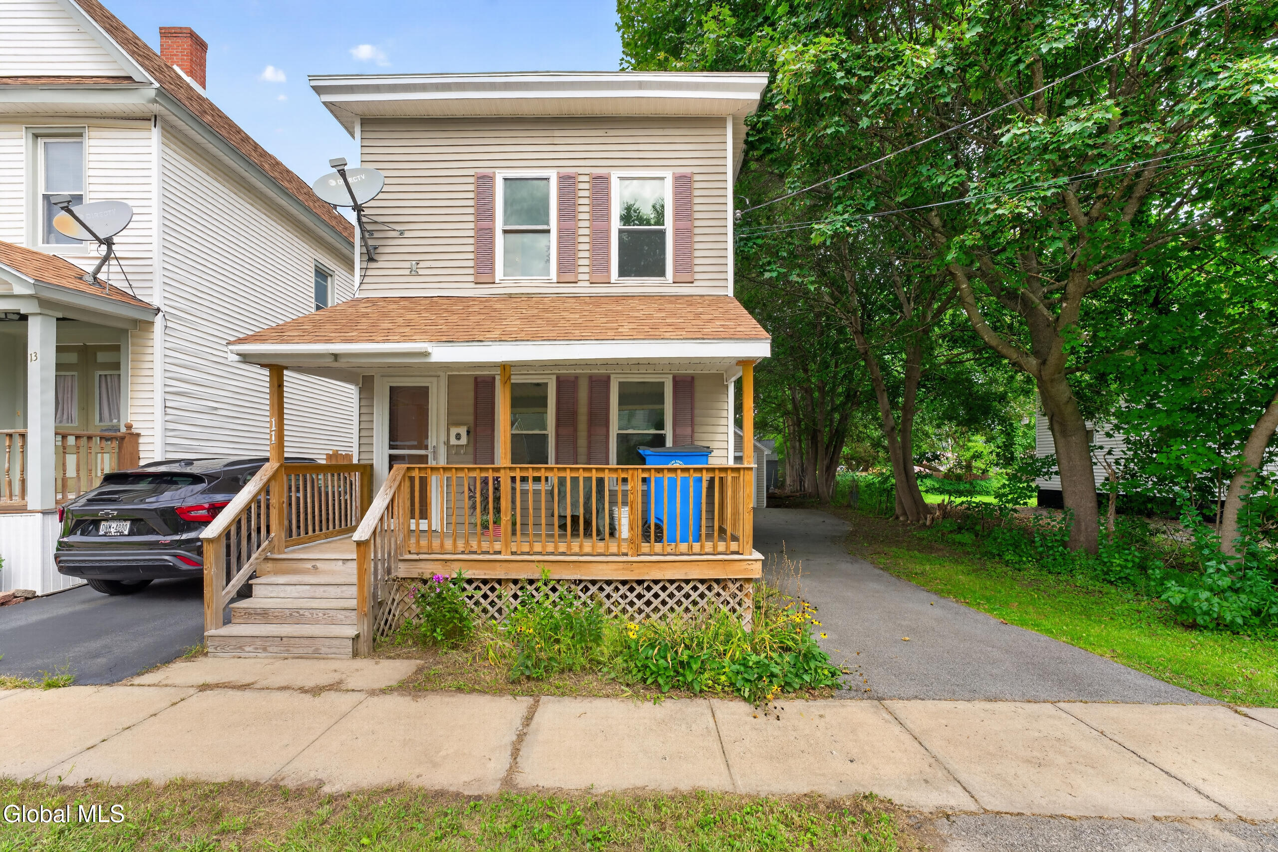 11 Burton Street Johnstown NY 12095