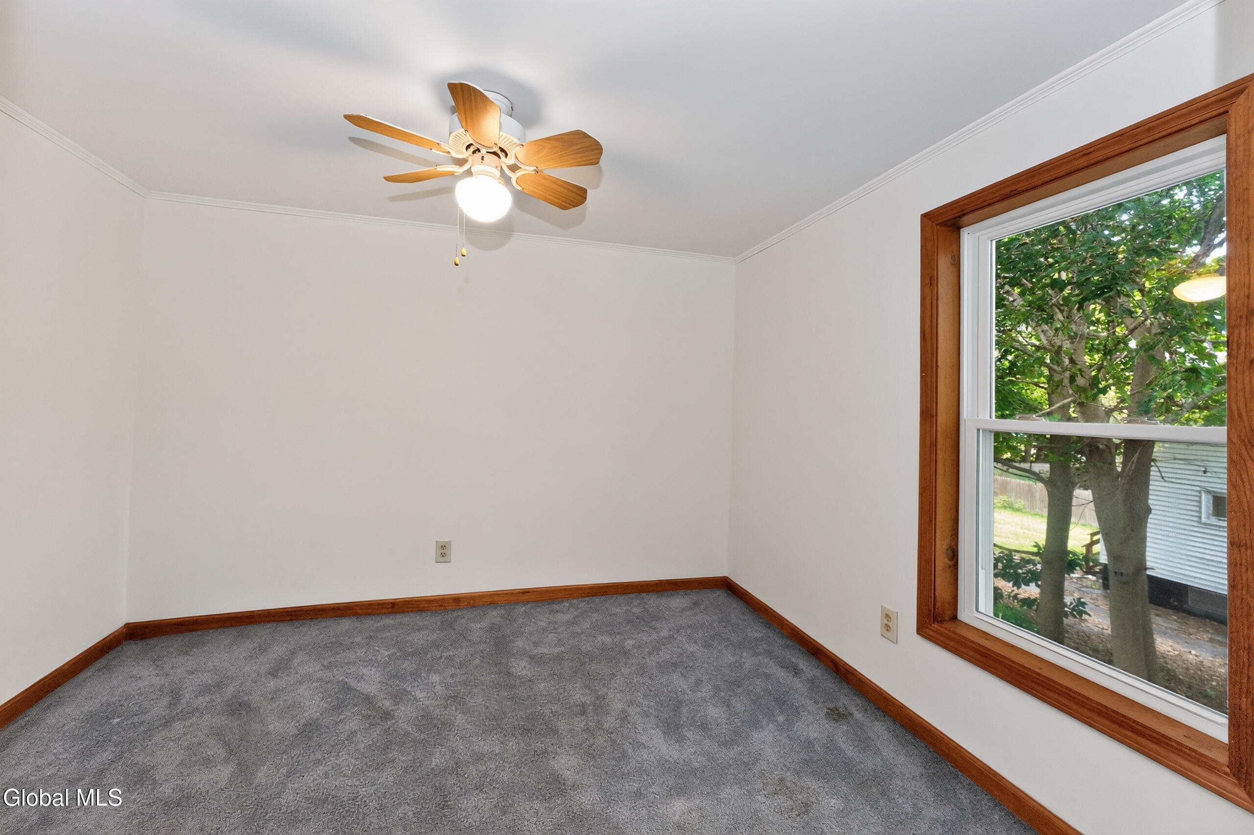 11 Burton Street Johnstown NY 12095
