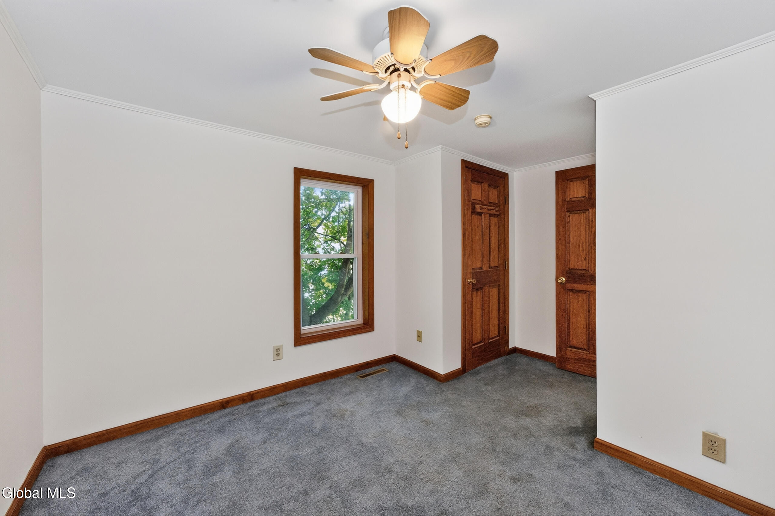 11 Burton Street Johnstown NY 12095