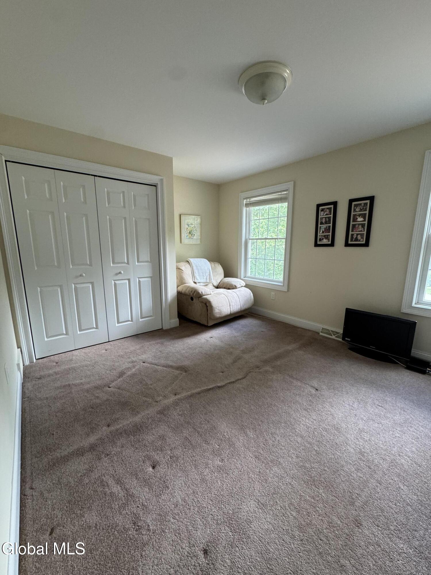 3 Hillcrest Lane Saratoga Springs NY 12866