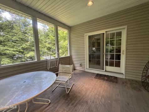 3 Hillcrest Lane Saratoga Springs NY 12866