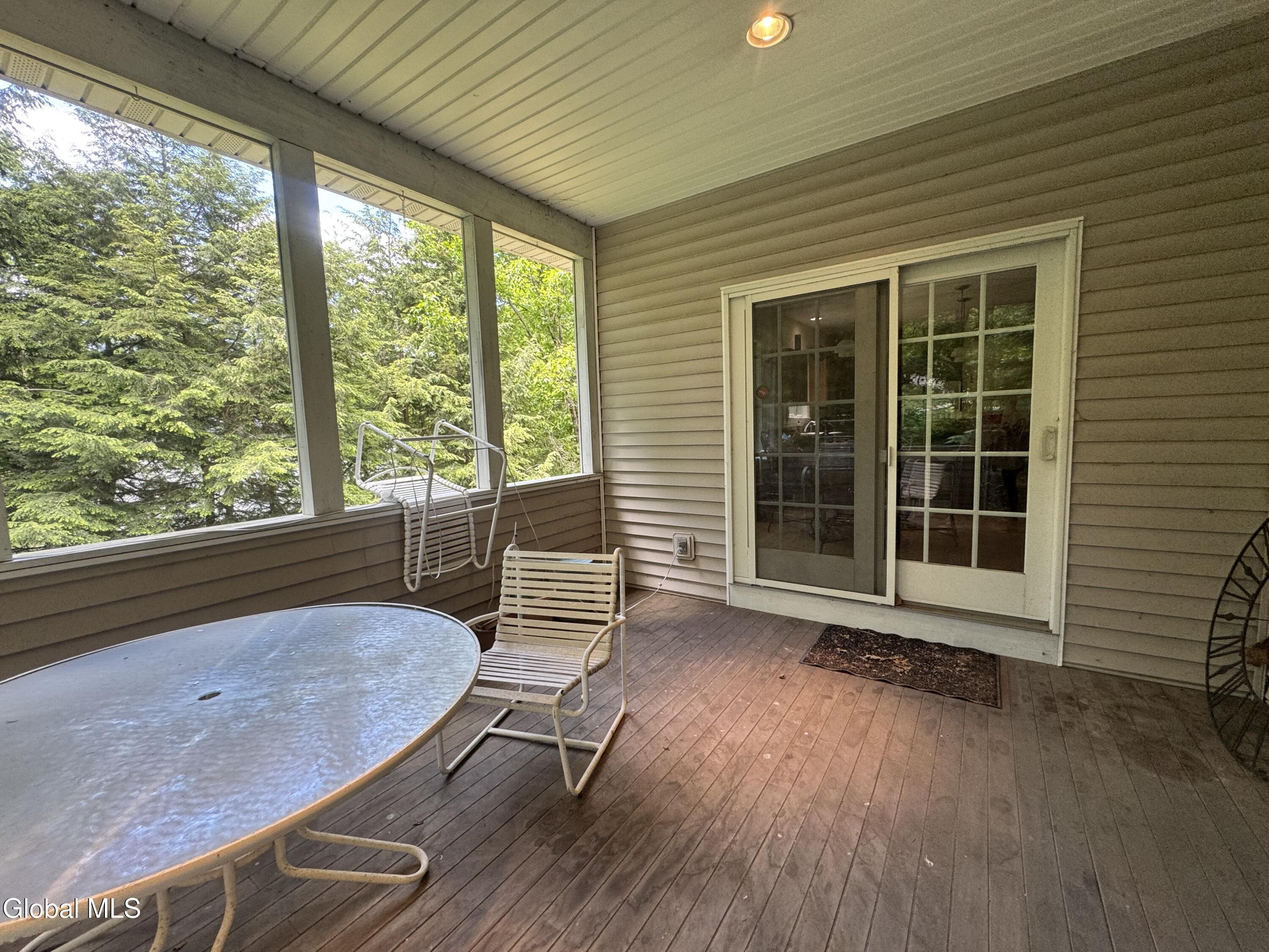 3 Hillcrest Lane Saratoga Springs NY 12866