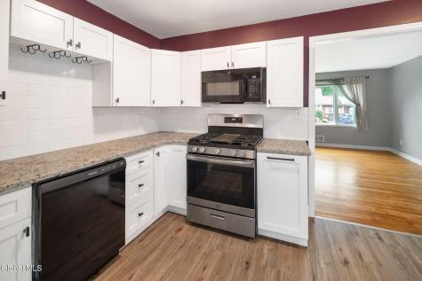 7 Colt Road Albany NY 12205