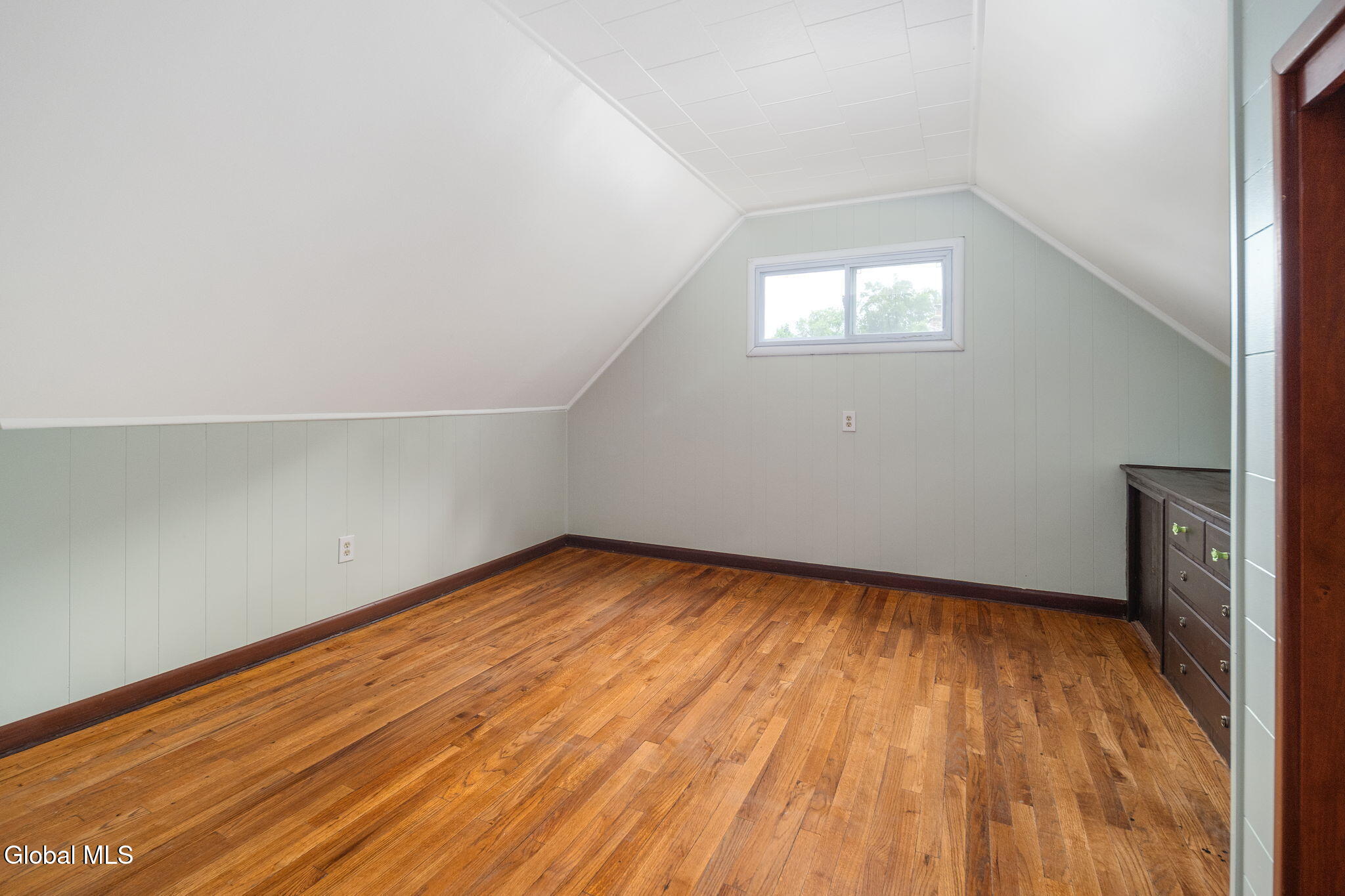 7 Colt Road Albany NY 12205