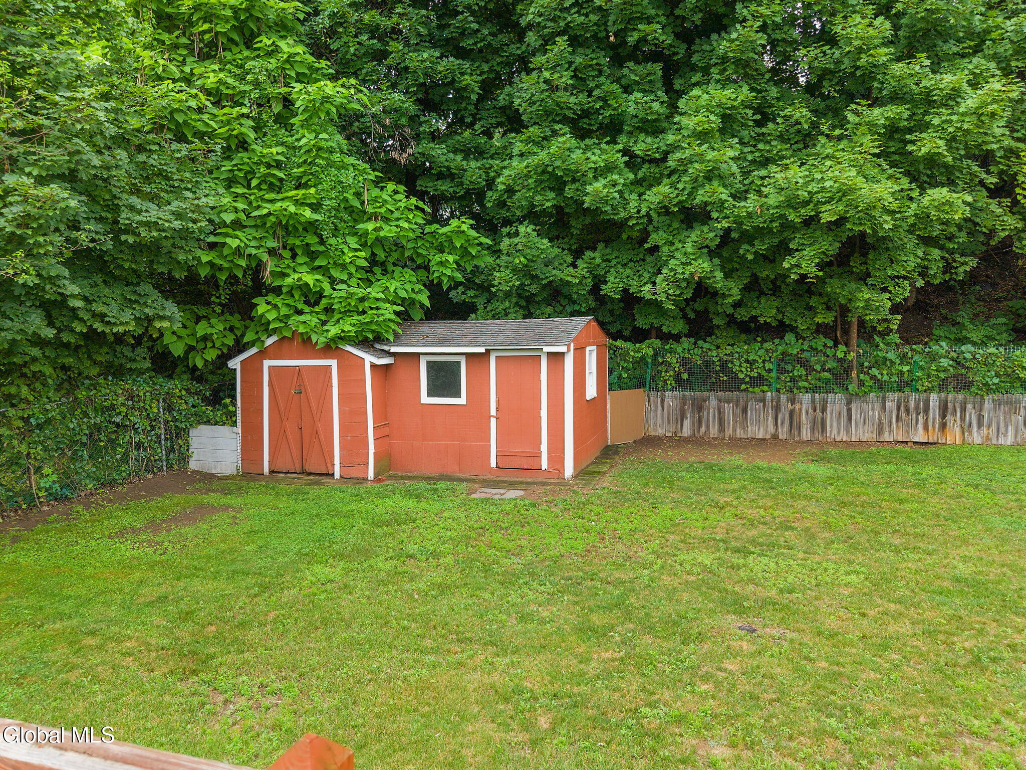 7 Colt Road Albany NY 12205