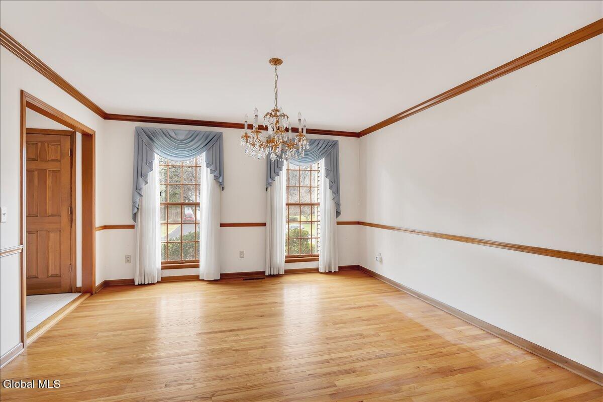 1058 Valerie Drive Schenectady NY 12309