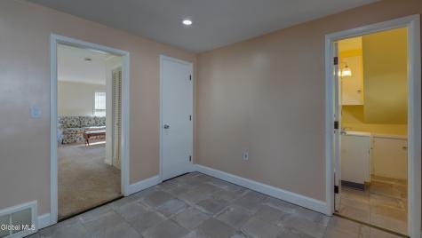 37 E 8th Avenue Gloversville NY 12078