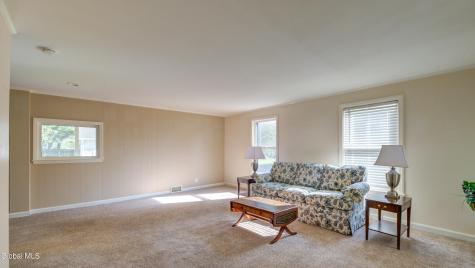 37 E 8th Avenue Gloversville NY 12078