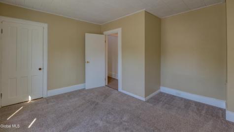 37 E 8th Avenue Gloversville NY 12078