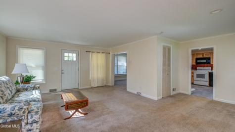 37 E 8th Avenue Gloversville NY 12078