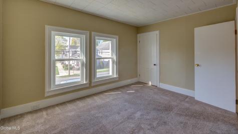 37 E 8th Avenue Gloversville NY 12078