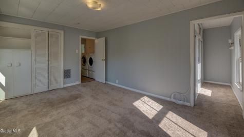 37 E 8th Avenue Gloversville NY 12078