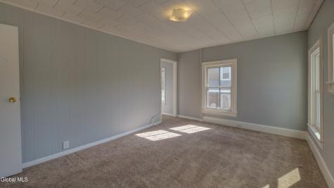 37 E 8th Avenue Gloversville NY 12078