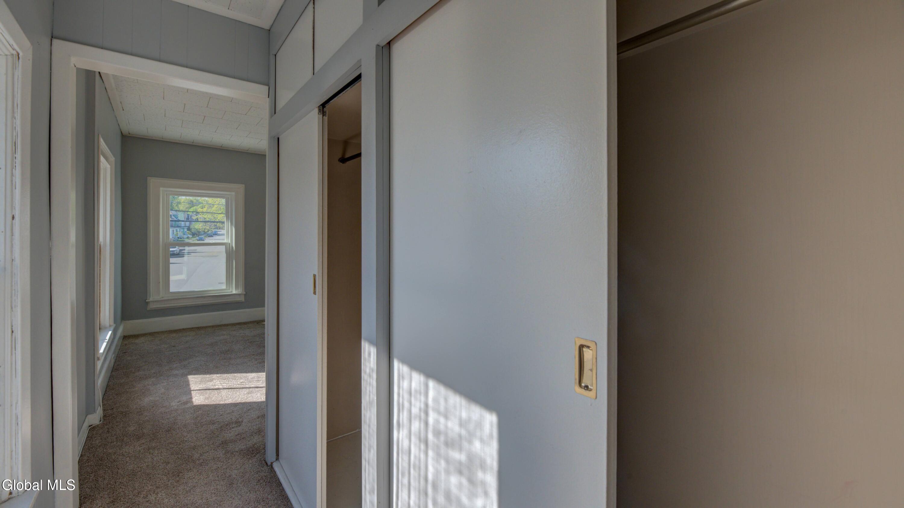 37 E 8th Avenue Gloversville NY 12078
