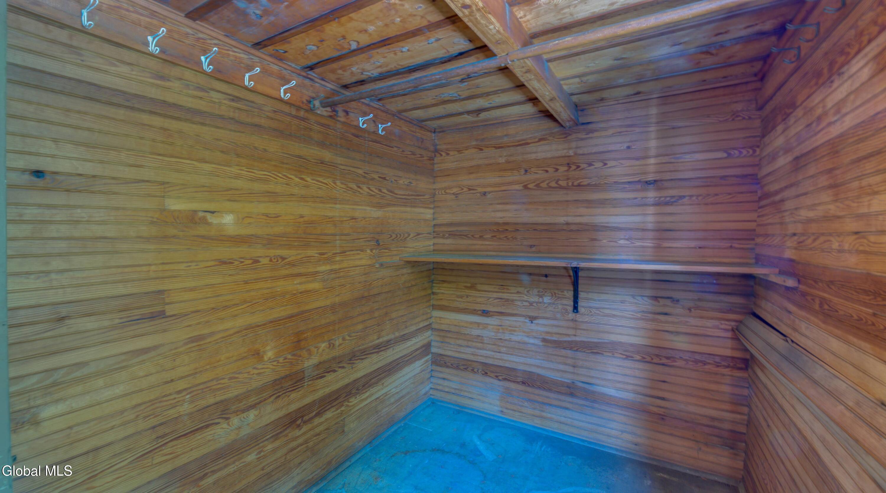 37 E 8th Avenue Gloversville NY 12078