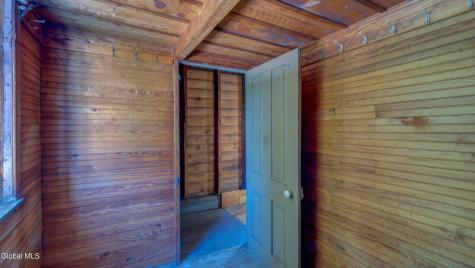 37 E 8th Avenue Gloversville NY 12078