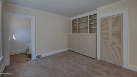 37 E 8th Avenue Gloversville NY 12078