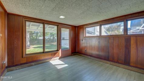 37 E 8th Avenue Gloversville NY 12078